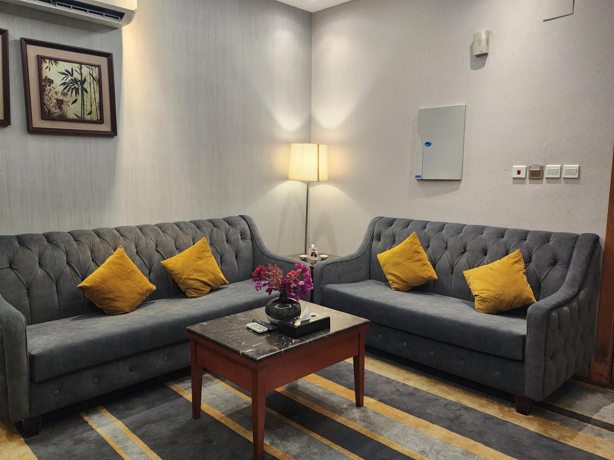 Shaty Alhayat Hotel Suites Джедда Экстерьер фото