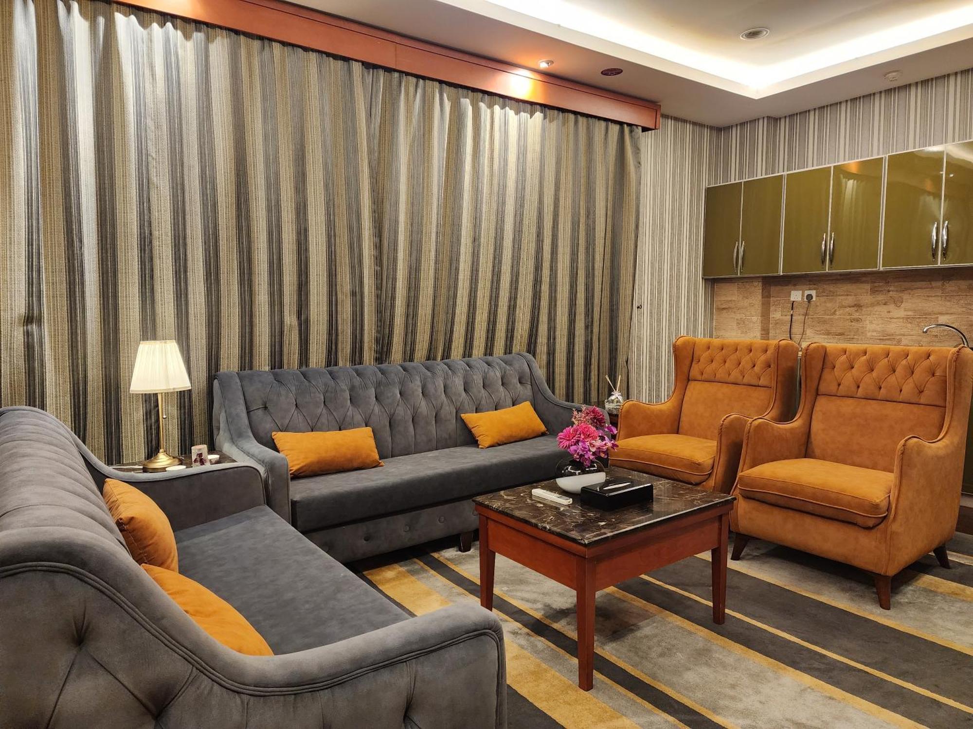 Shaty Alhayat Hotel Suites Джедда Экстерьер фото